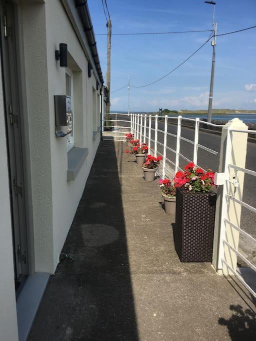 2 Quay Road, Killala. Stunning Sea Front Cottage Exteriér fotografie