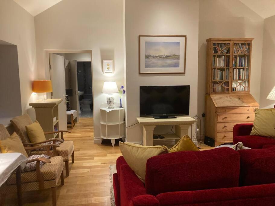2 Quay Road, Killala. Stunning Sea Front Cottage Exteriér fotografie